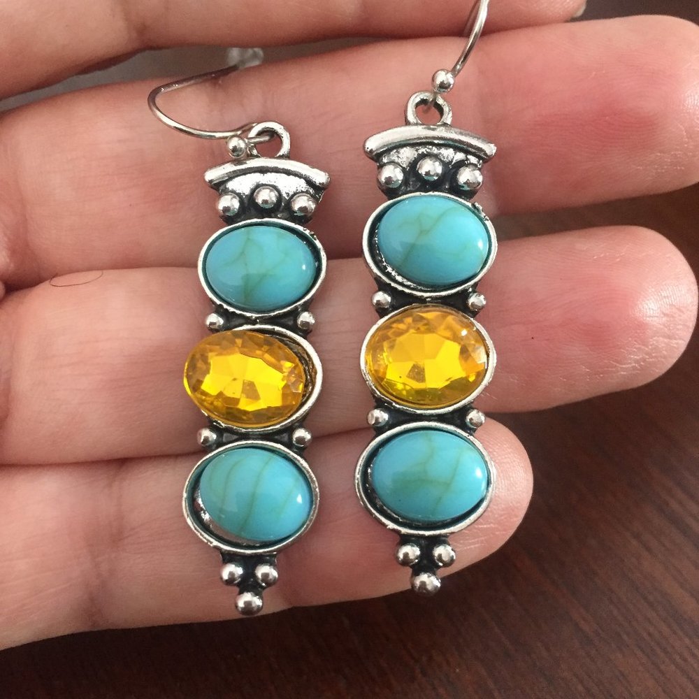HOST PICK !! Turquoise BOHO Earings